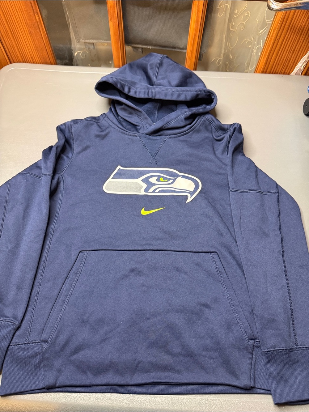 🏈 Kid’s Nike Seattle Seahawks Hoodie. Size: youth M